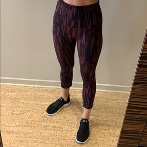 Lululemon Highrise 7/8 Leggings